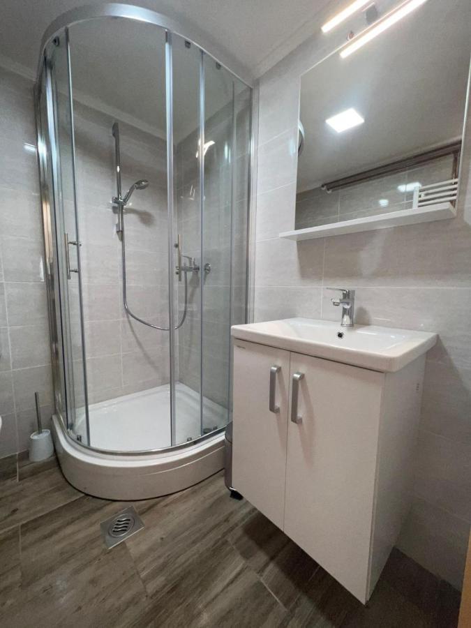 Apartmani Albatros Perusic Exterior foto